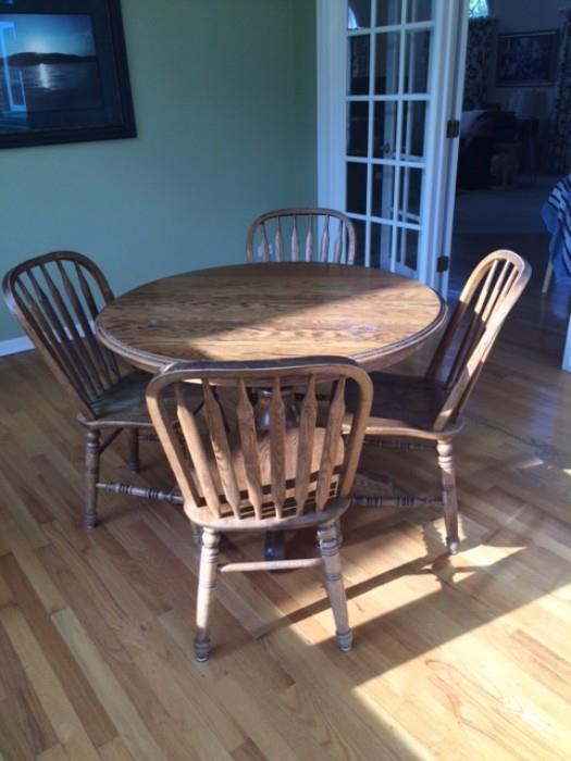 Oak Dining table with leaf and chairs