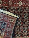 Hand knotted Persian rug (1990) beautiful colors, excellent condition, 61 x 36"
