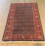 Persian rug (1990) hand knotted 61 x 36"