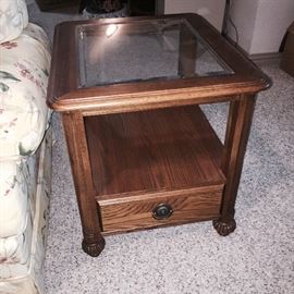 Oak end table