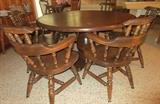 Vintage colonial round table with 5 chairs
