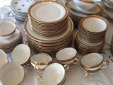 German China - Tirschenreuth - Set of 12 plus serving pieces