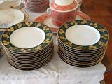 Crate & Barrel dinner plates - 24 pieces