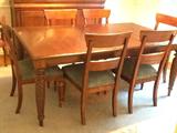 Ethan Allen - British Classics Dinning Table with 6 chairs, 2 - 20" extensions and custom table pads -