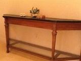 Entry way table