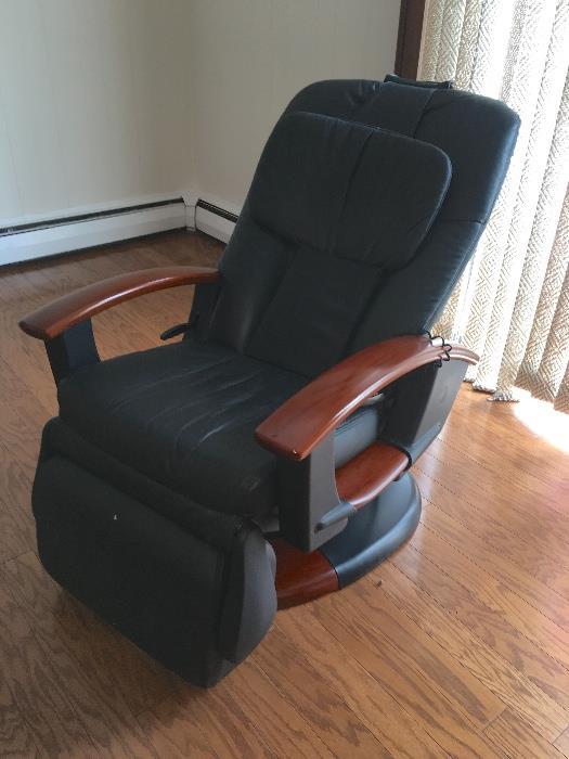 Brookstone massaging chair