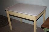 PRIMITIVE PORCLAIN TOP TABLE