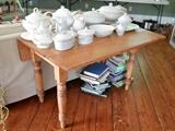 Pine drop leaf tbale
