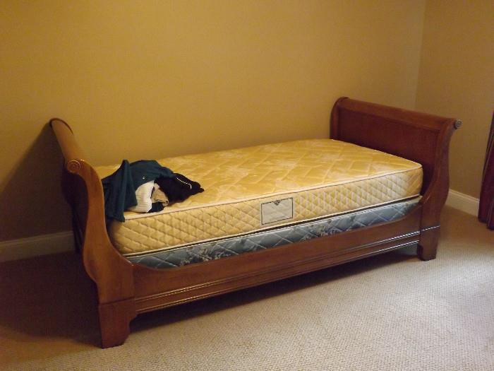 Sleigh bed twin (2) Headboard not attached but comes with set