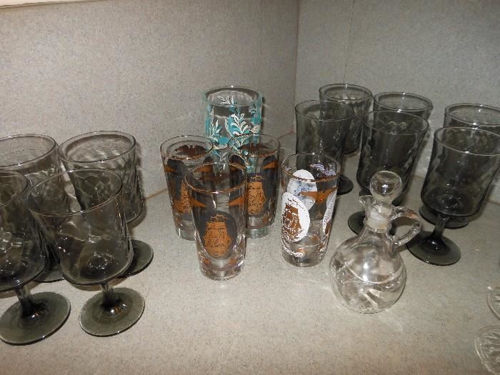 Vintage and other glassware