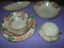 Desert Rose/numerous including serving pieces