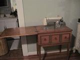 KENMORE SEWING MACHINE