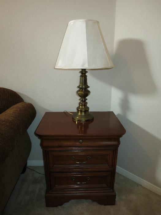 Lexington Night Stand/End Table