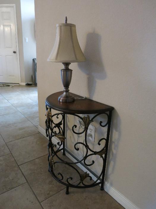 Small Entryway Table And Lamp