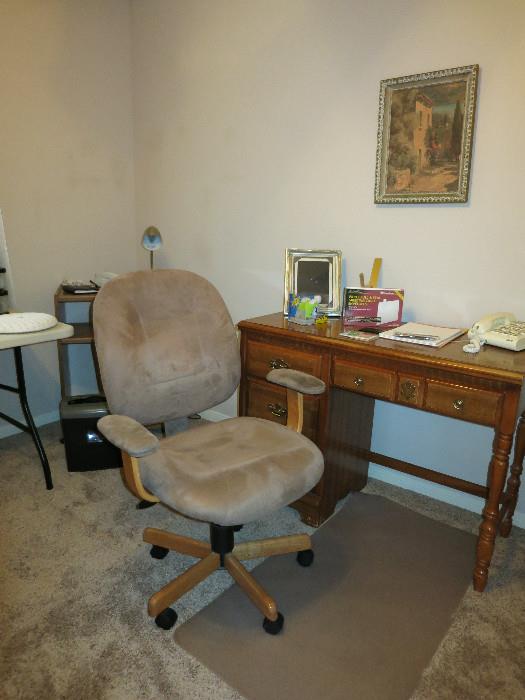 Bassett Desk And Nice Office Chair
