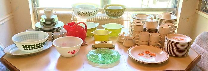 Vintage Dish Sets, Vintage Pyrex Pattern Bowls, Vintage Ball Jar