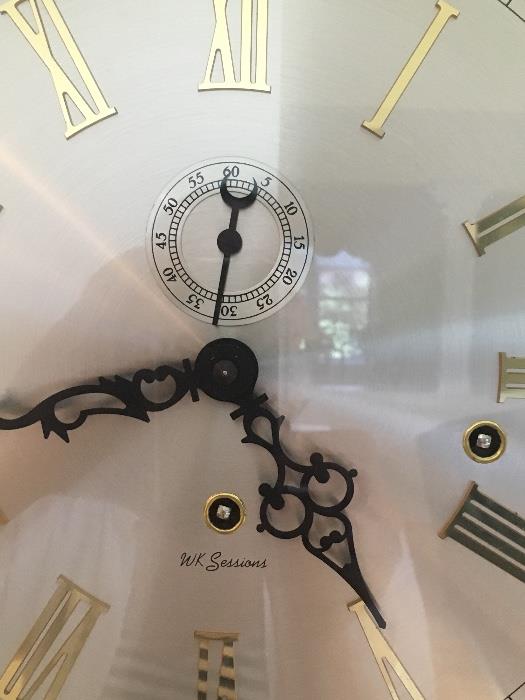 This clock is in amazing condition. Maintained meticulously