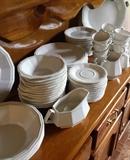 white Homer Laughlin china