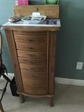 Jewelry cabinet