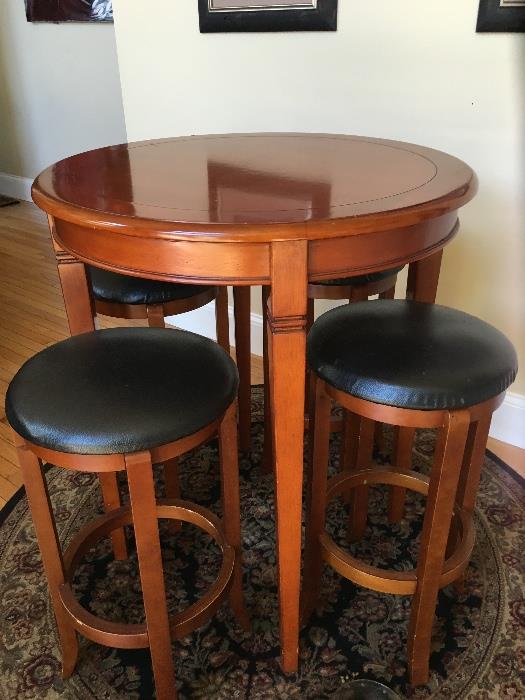 Tall bar table & 4 stools