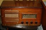 VINTAGE RADIO