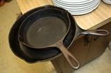VINTAGE CAST IRON SKILLETS ~ GRISWOLD + WAGNER