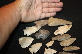 VINTAGE ARROWHEADS
