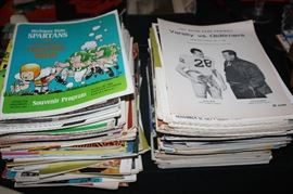 LOADS OF VINTAGE NOTRE DAME PROGRAMS