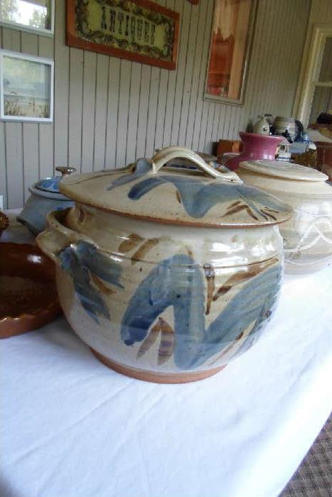 lots of pottery in this sale