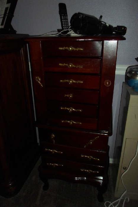 jewelry chest