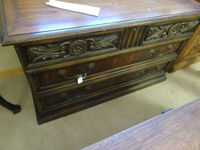 Nice Lane Hope Chest- Cedar Lined - 42"W X 18"D X 25"H
