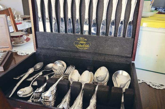 Alvin "Pirouette" Sterling Silver flatware set