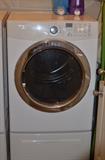 Frigidaire Washer and Dryer selling as a pair in Beautiful Condition!