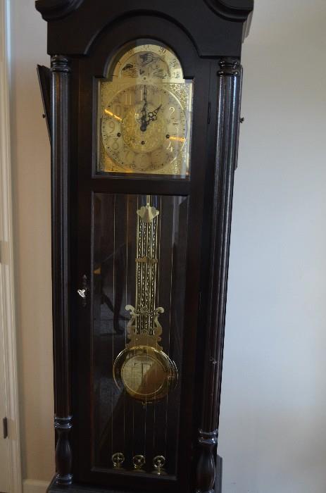 Gorgeous Steinway Grandfather Clock in Beautiful condition!!!