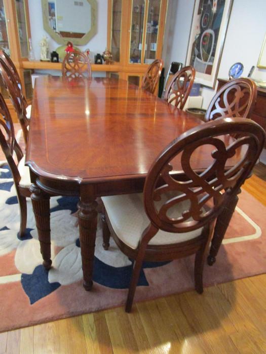 STUNNING DINING ROOM SET WITH EIGHT CHAIRS