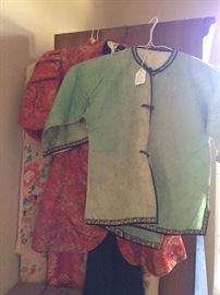 There will be antique Japanese & Chinese items in this sale, such as these children pajamas