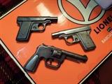 3 toy guns