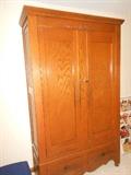 Oak knock down wardrobe