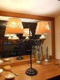 Double bridge table lamp