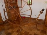Antique spinning wheel