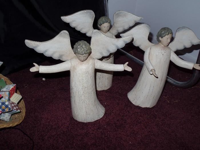 Wooden angels 