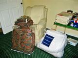 Brand new in the bag queen and king size comforter sets