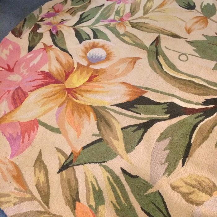 Large round rug