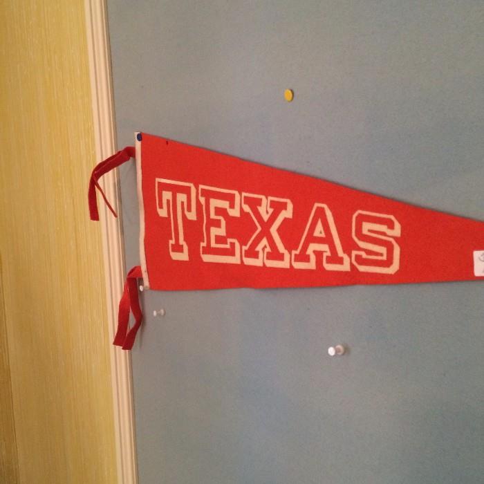 Univ. of Texas pennant