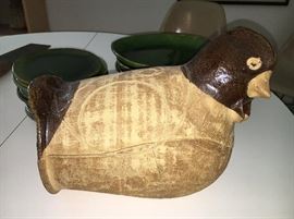 Guess you cook a chicken in this? More info on next picture.