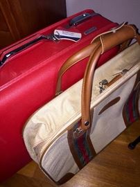 Vintage luggage-- American Tourister with original box!