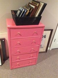 Photo frames, vinyl dresser 