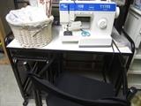 SEWING TABLE AND CHAIR MACHINE
