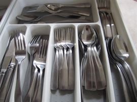 FLATWARE