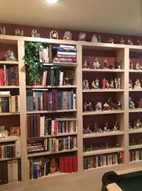 Large collection of Norman Rockwell figurines 